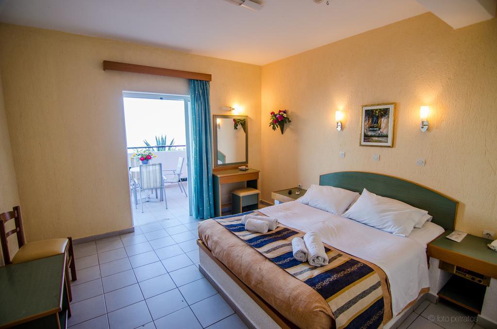 Porto Skala Village 酒店 4*
