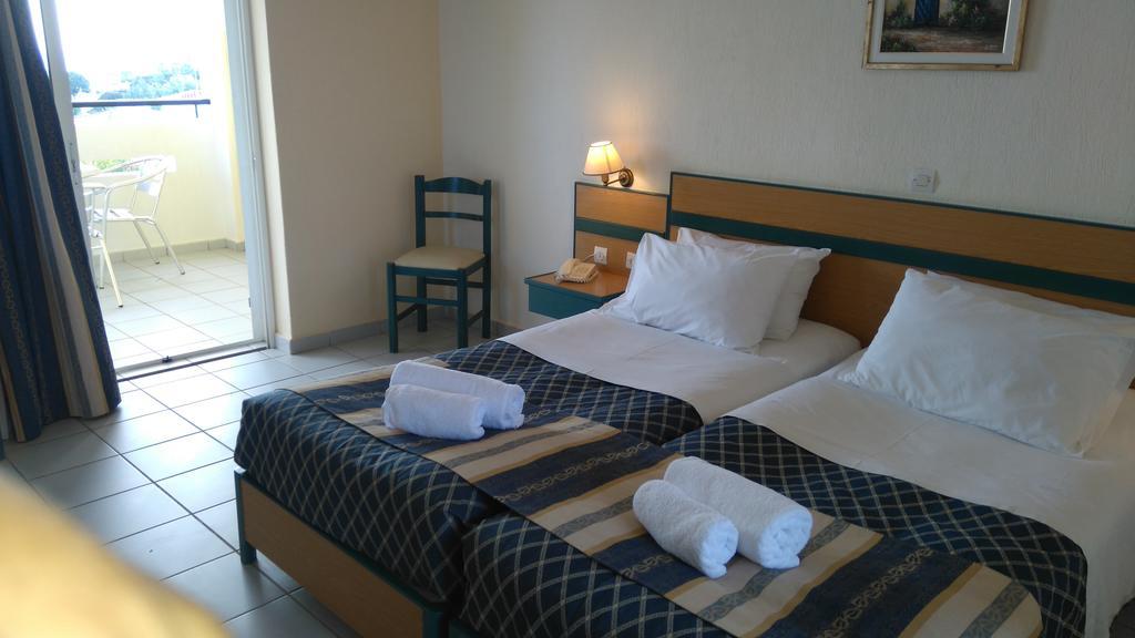 Porto Skala Village 4*