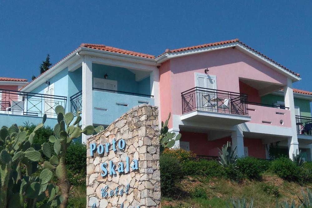 Porto Skala Village Otel 4*