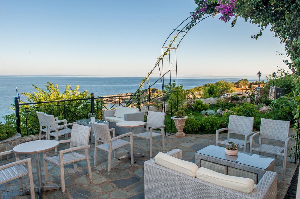 Porto Skala Village Otel